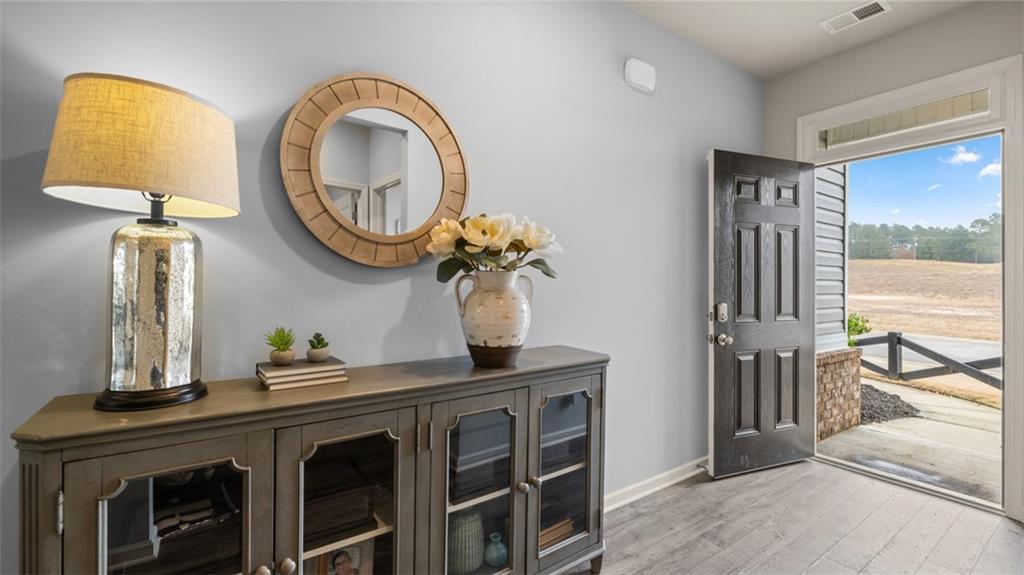 379 Bullock Pass Jefferson, GA 30549 - Photo 4 of 37