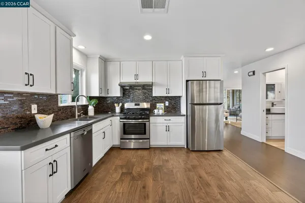 $1,079,000 | 616 Aleta Place, Pleasant Hill, CA 94523