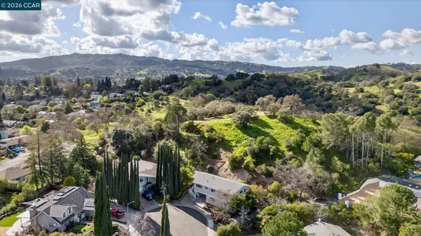 $1,079,000 | 616 Aleta Place, Pleasant Hill, CA 94523