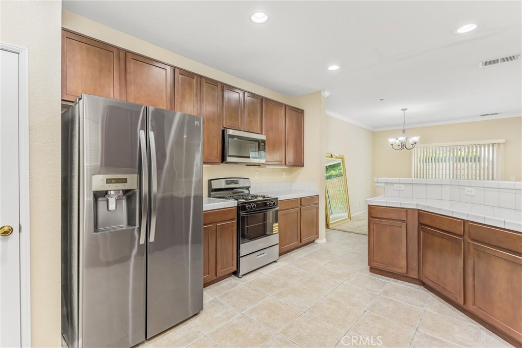 7353 Ellena West, Unit 149 Rancho Cucamonga, CA 91730 - Photo 9 of 41