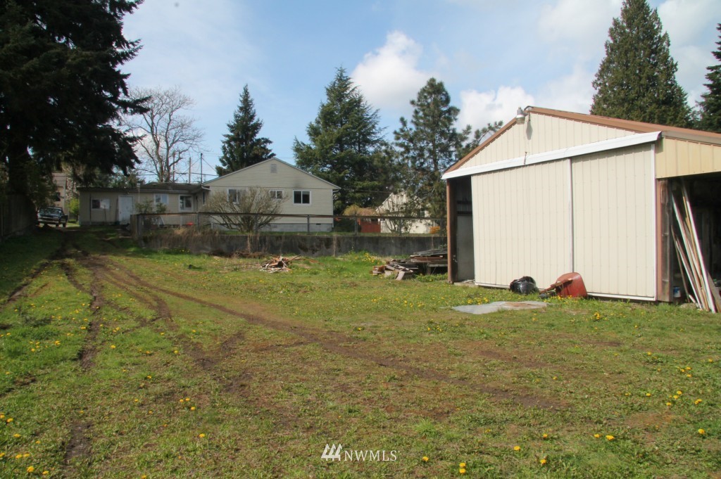 7931 Upper Ridge Road Everett, WA 98203 - Photo 6 of 13
