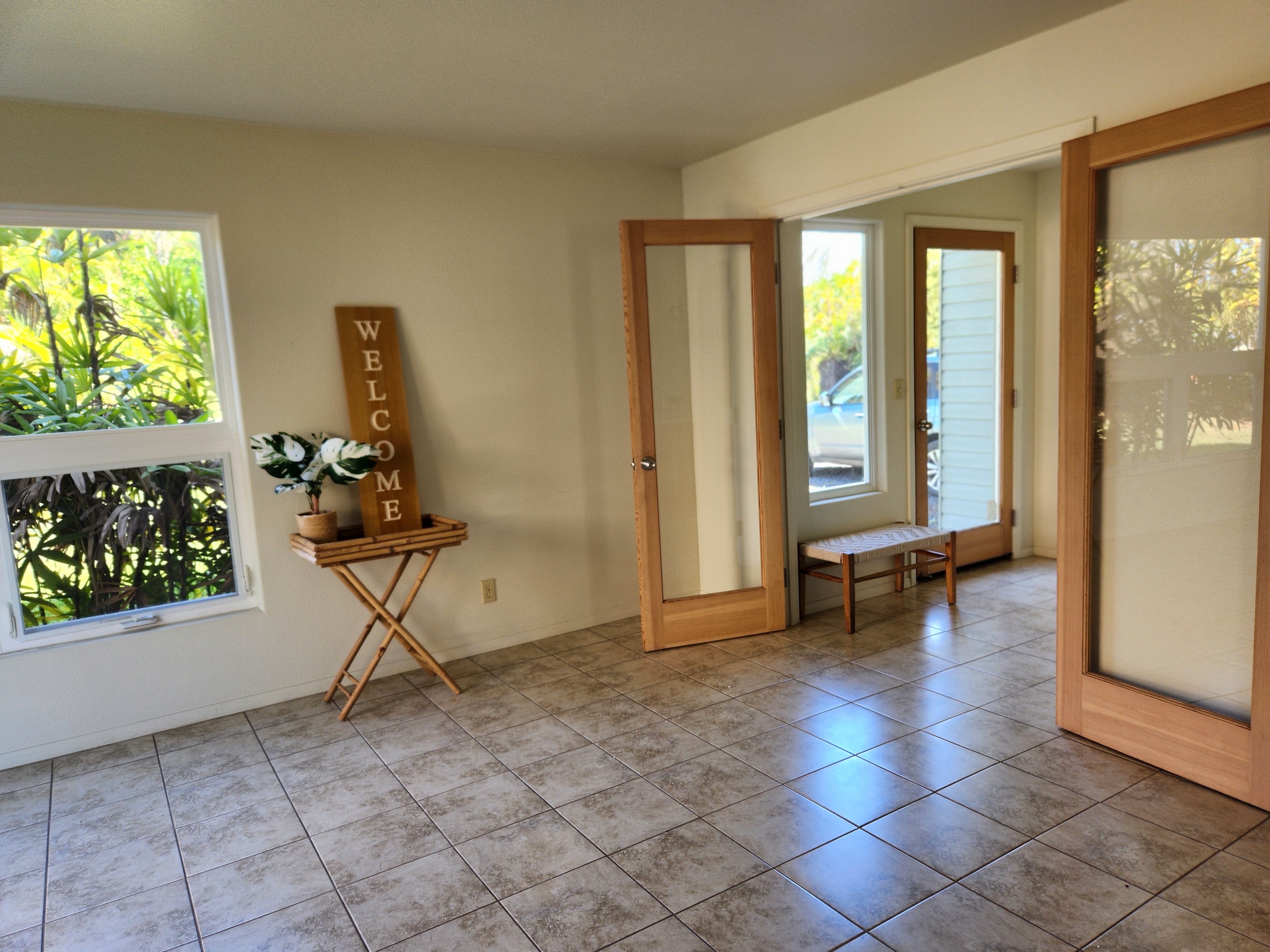 15-974 Lemiwai Road Keaau, HI 96749 - Photo 21 of 30 a view of a room with workspace and a window