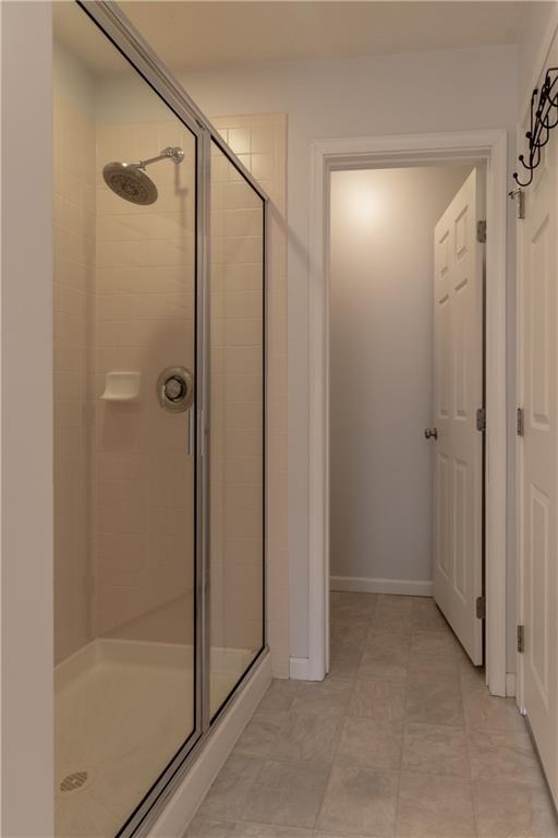 239 Maple Ridge Drive Canonsburg, PA 15317 - Photo 18 of 22 Master Bath