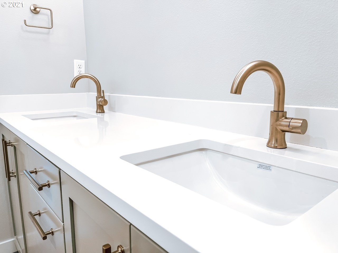 2917 North Mccanta Way Ridgefield, WA 98642 - Photo 16 of 22 a close view of sink and tap