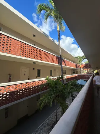 $1,800 | 2301 Northeast 14th Street Causeway, Unit 206E, Pompano Beach, FL 33062