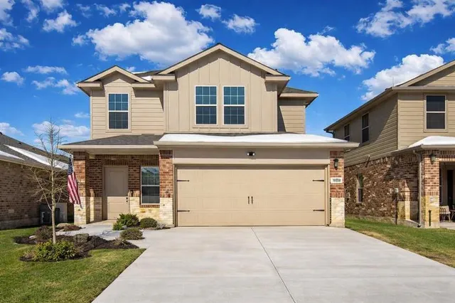 $299,000 | 809 Trough Street, Royse City, TX 75189