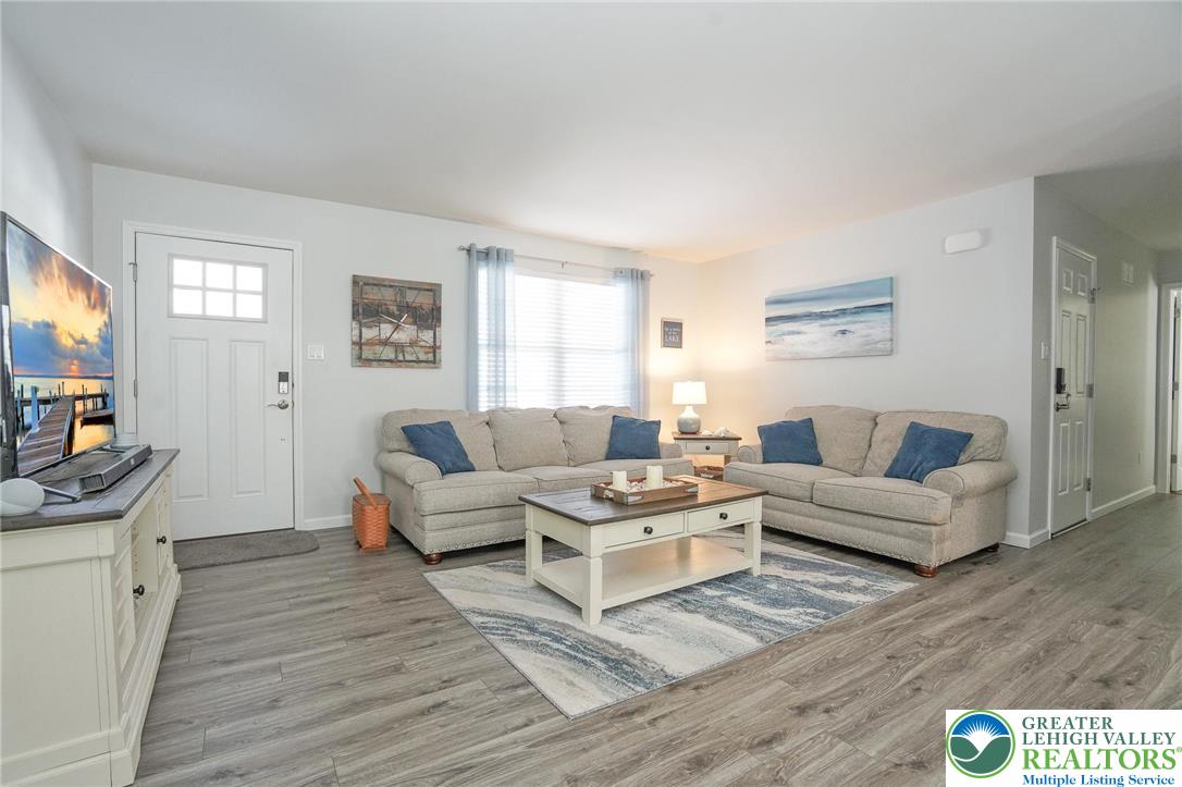 176 Lake Drive Nesquehoning, PA 18240 - Photo 13 of 58