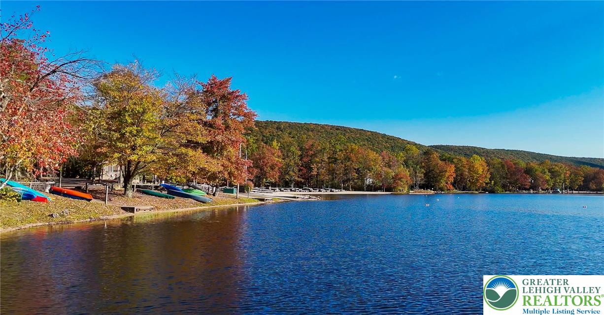 176 Lake Drive Nesquehoning, PA 18240 - Photo 8 of 58