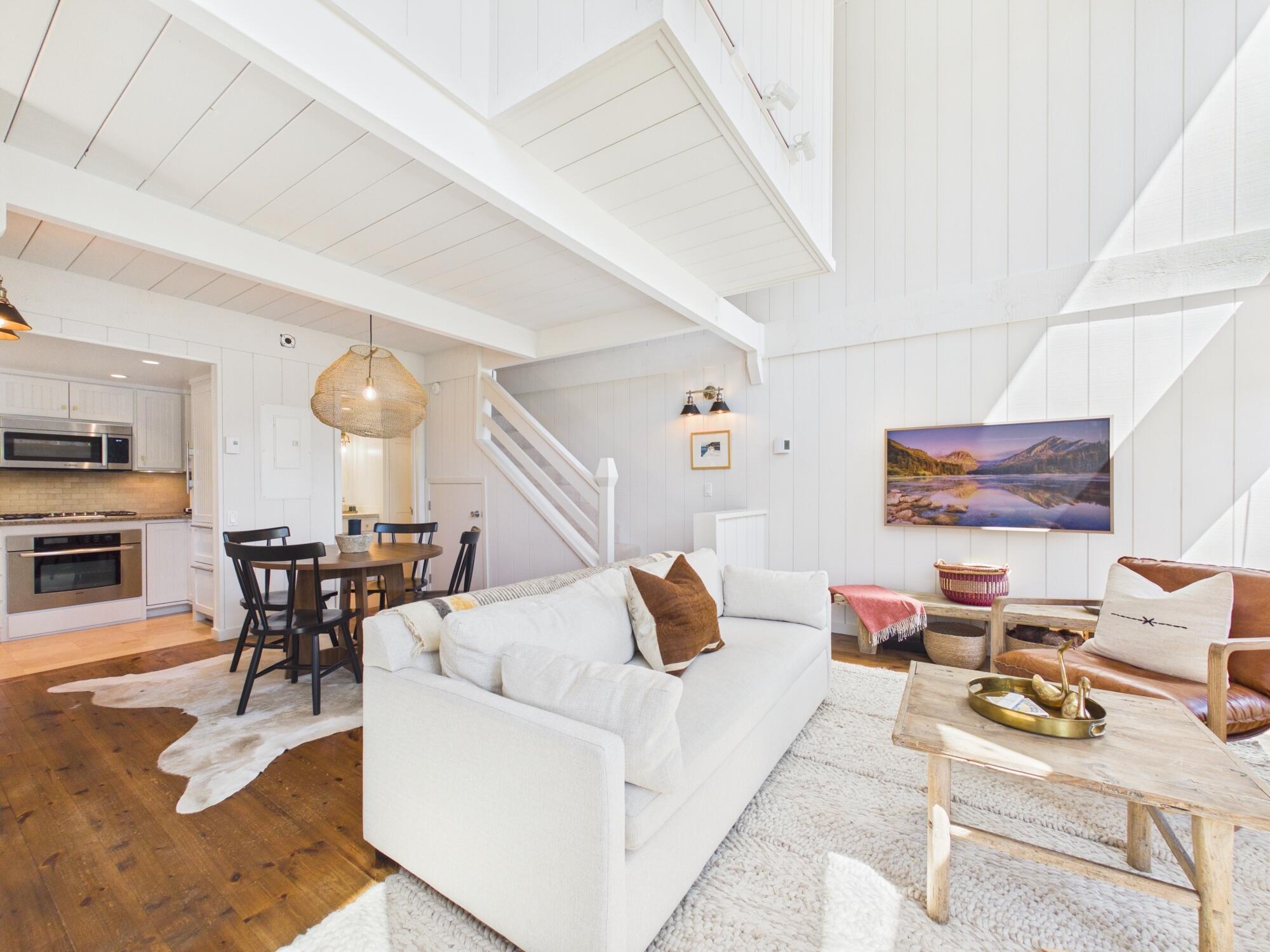 1304 Creekside Way Sun Valley, ID 83353 - Photo 6 of 21 Great Room