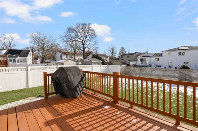 $3,500 | 227 Marshall Avenue, Cumberland, RI 02864