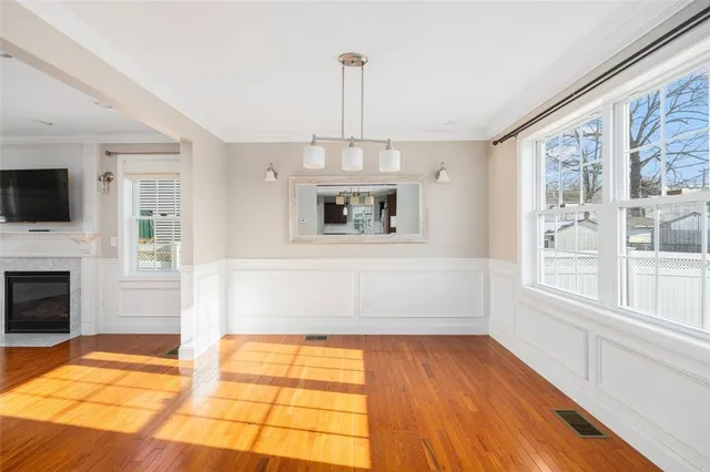 $3,500 | 227 Marshall Avenue, Cumberland, RI 02864