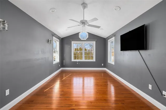 $3,500 | 227 Marshall Avenue, Cumberland, RI 02864