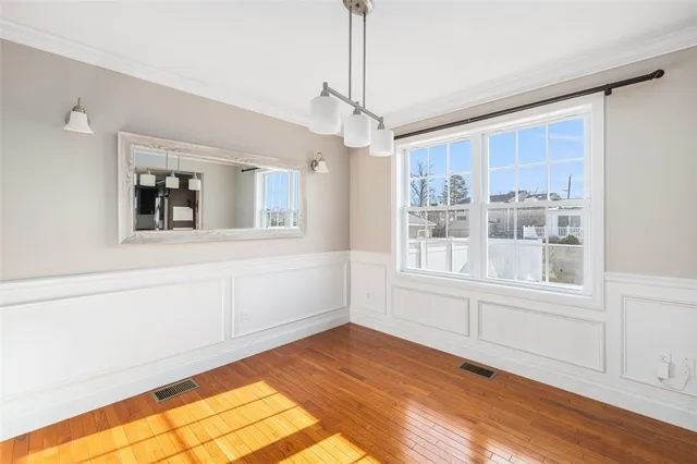 $3,500 | 227 Marshall Avenue, Cumberland, RI 02864