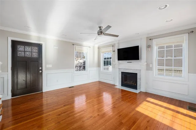 $3,500 | 227 Marshall Avenue, Cumberland, RI 02864