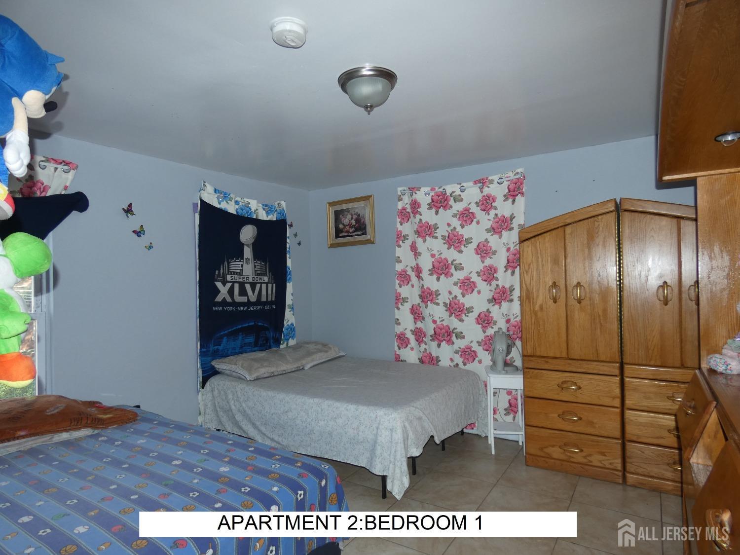 355 High Street Perth Amboy, NJ 08861 - Photo 9 of 19 a view of a livingroom with furniture
