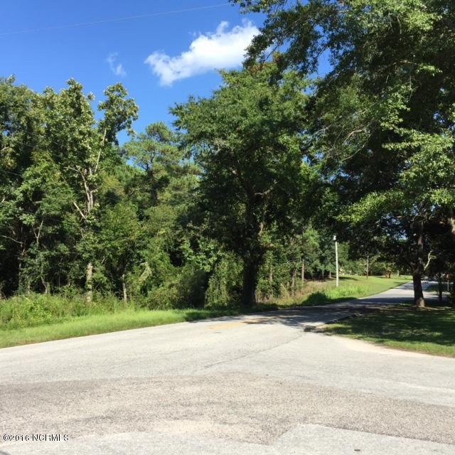 8208 Masonboro Sound Road Wilmington, NC 28409 - Photo 8 of 17 IMG_2341