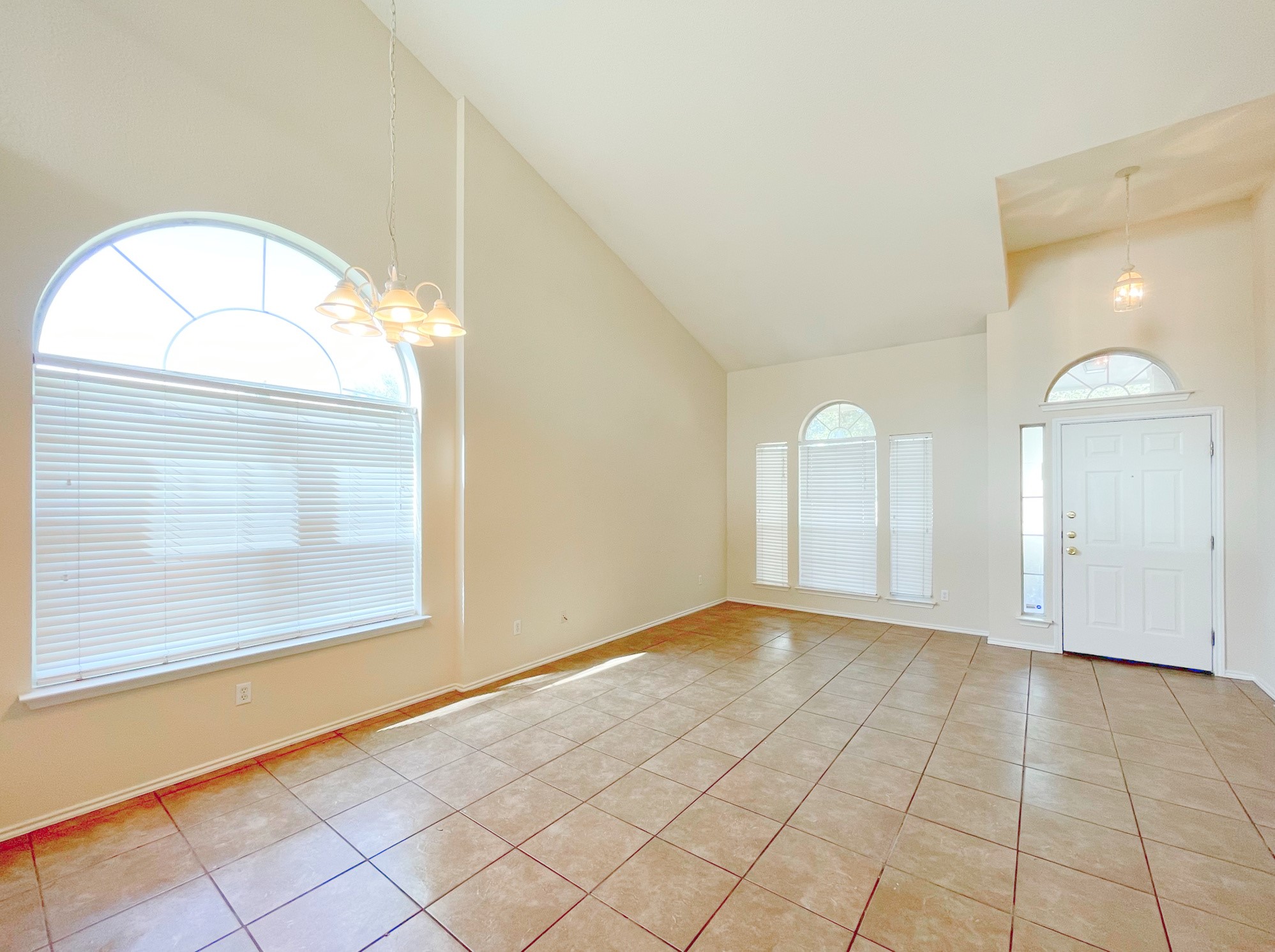 11313 Los Comancheros Road Austin, TX 78717 - Photo 2 of 29