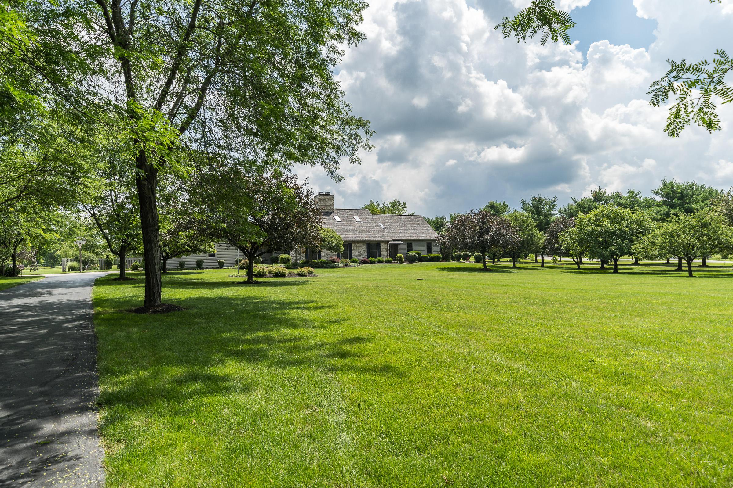 1362 Hubbard Road Galloway, OH 43119 - Photo 8 of 60 Gallery Image 8