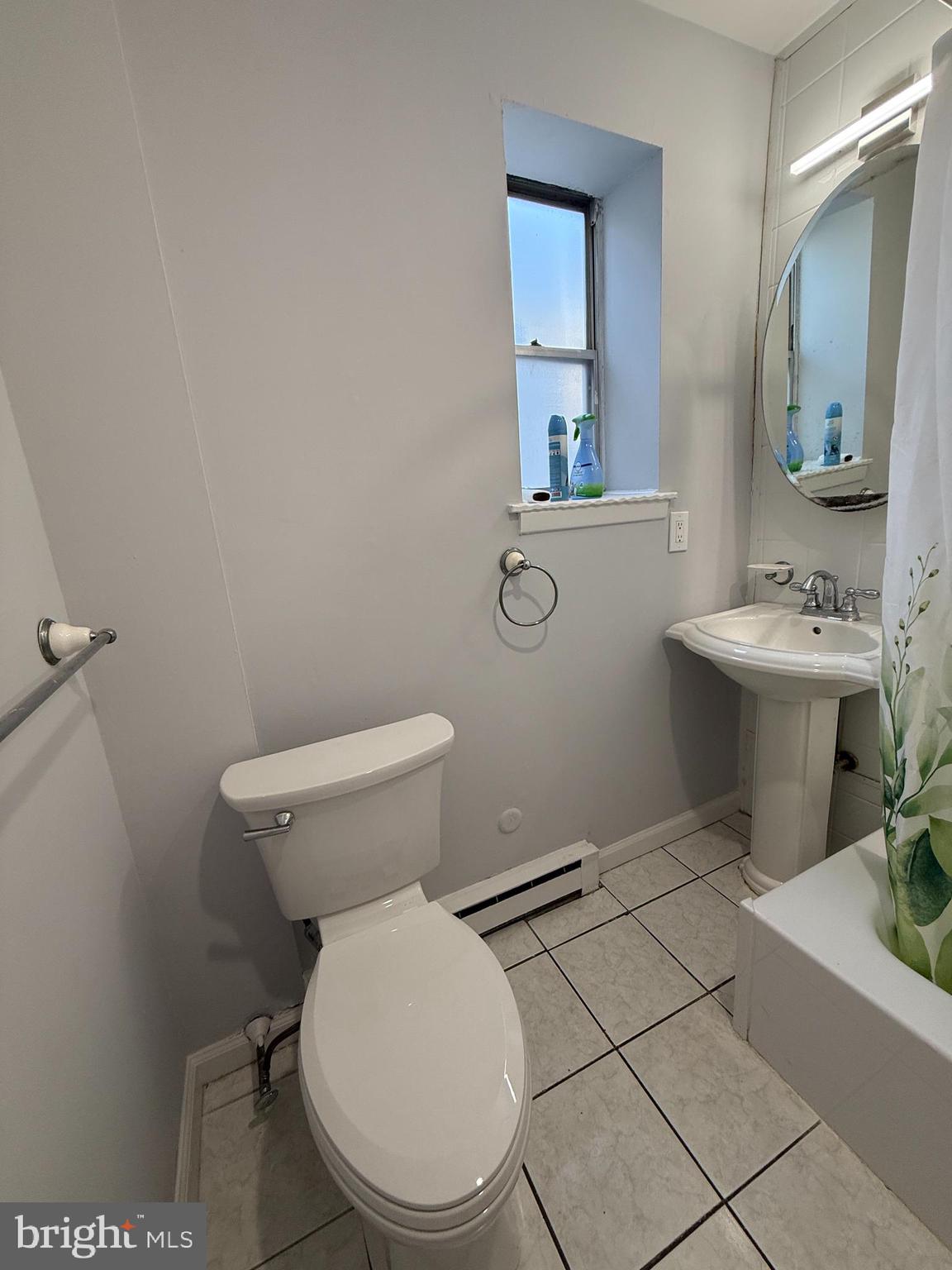 2425 South Warnock Street Philadelphia, PA 19148 - Photo 11 of 19