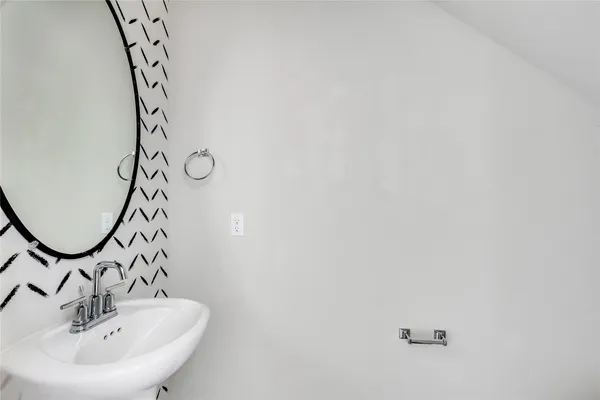 $2,185 | 204 Mountain Valley Street, Georgetown, TX 78628