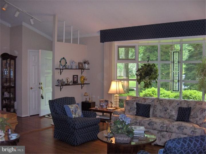 403 Graystone Road Ambler, PA 19002 - Photo 3 of 15 Living Room