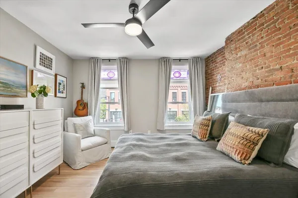 $695,000 | 213 14th Street, Unit 2E, Hoboken, NJ 07030