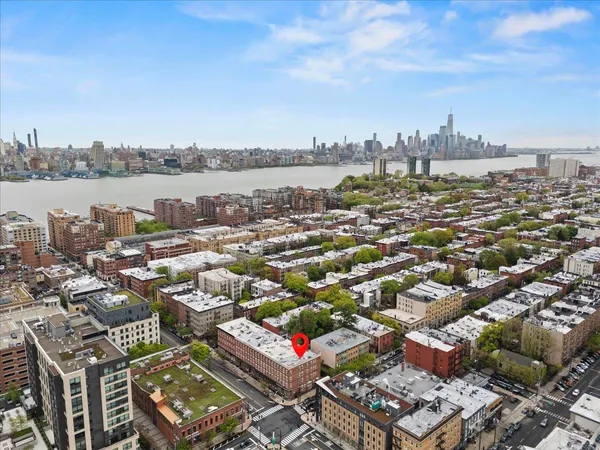 $695,000 | 213 14th Street, Unit 2E, Hoboken, NJ 07030