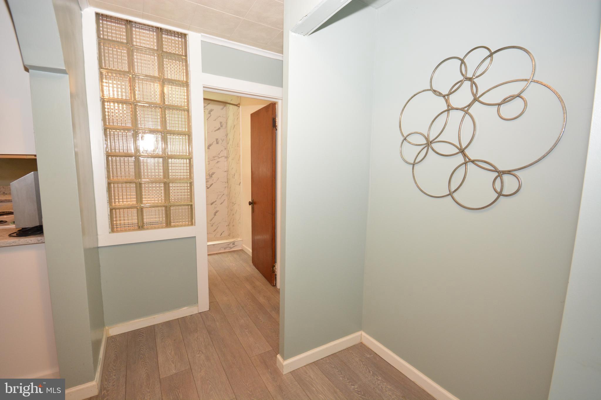 275 Ridge Avenue Ephrata, PA 17522 - Photo 14 of 25 Hallway