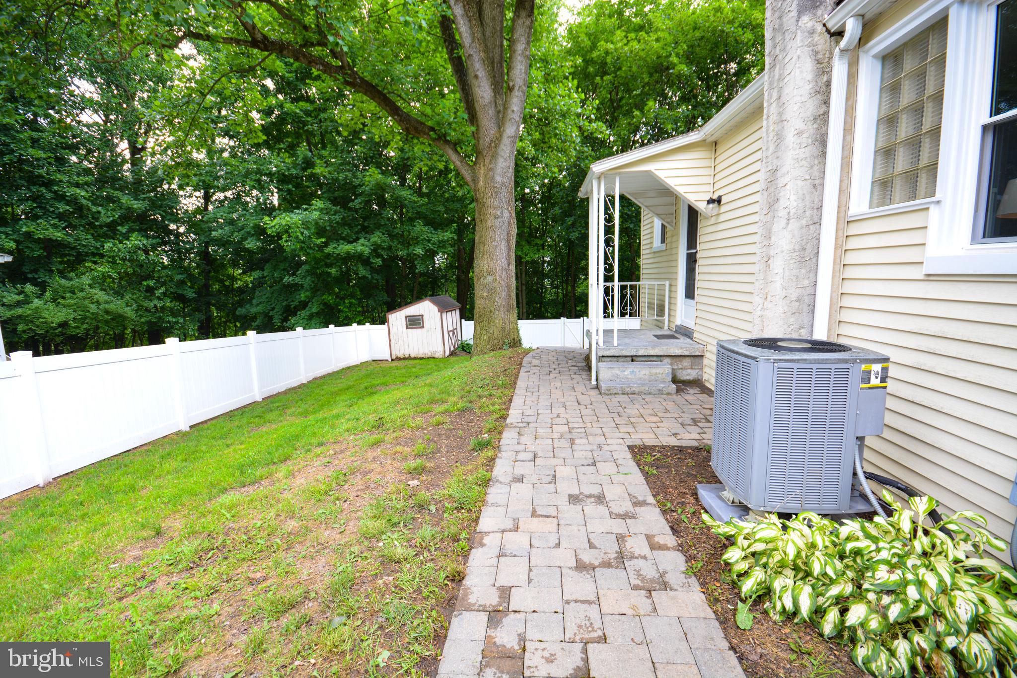 275 Ridge Avenue Ephrata, PA 17522 - Photo 16 of 25 Side Yard w/ Walkway