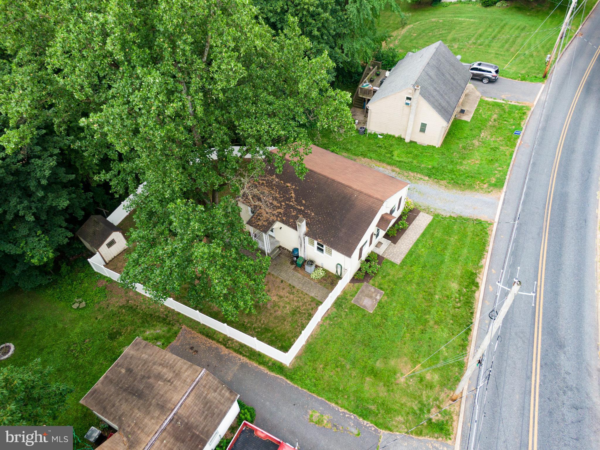 275 Ridge Avenue Ephrata, PA 17522 - Photo 23 of 25 Aerial View of Property