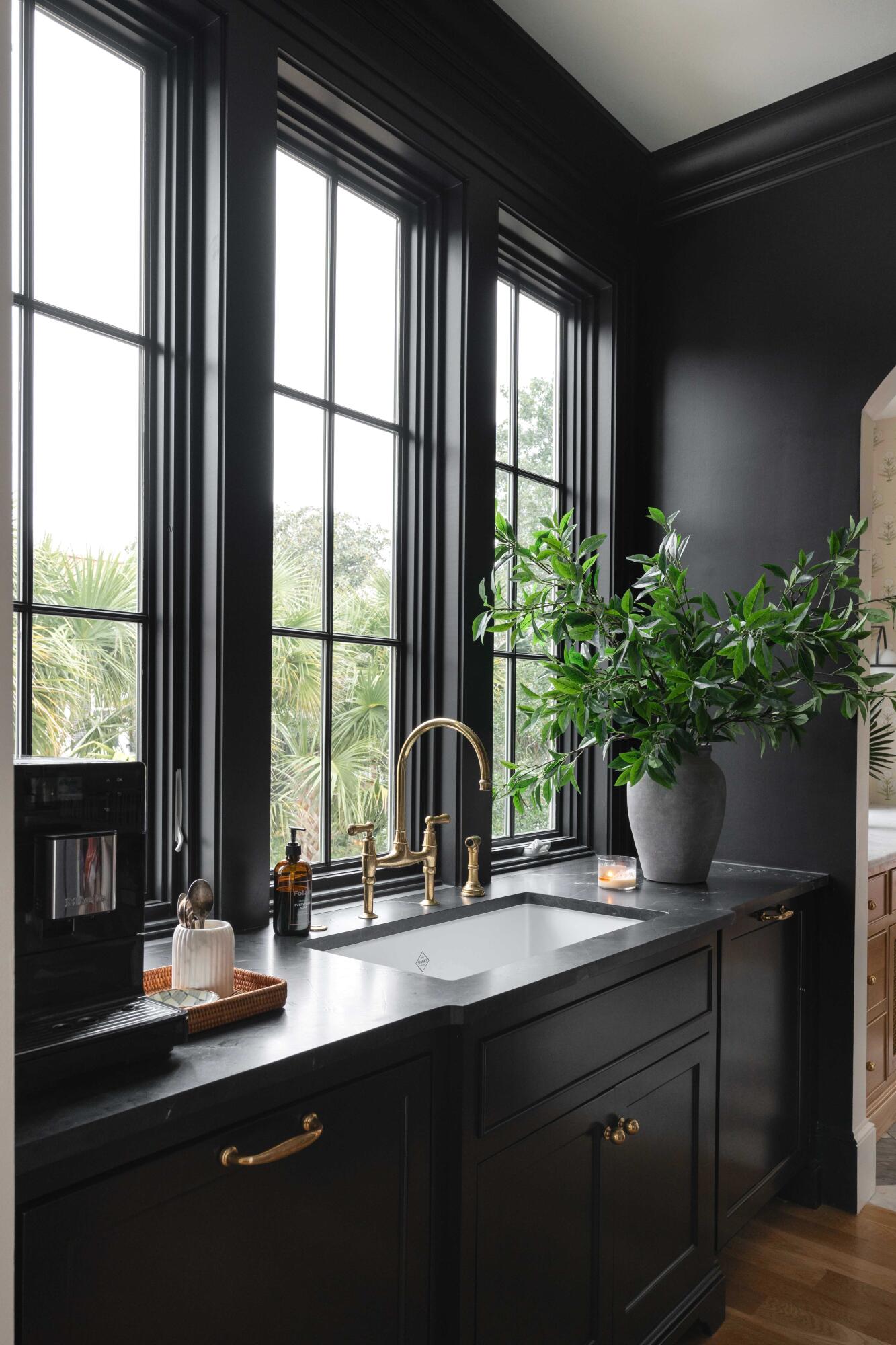 957 Pitt Street Mount Pleasant, SC 29464 - Photo 11 of 53 957Pitt_NickCannPhoto_-37