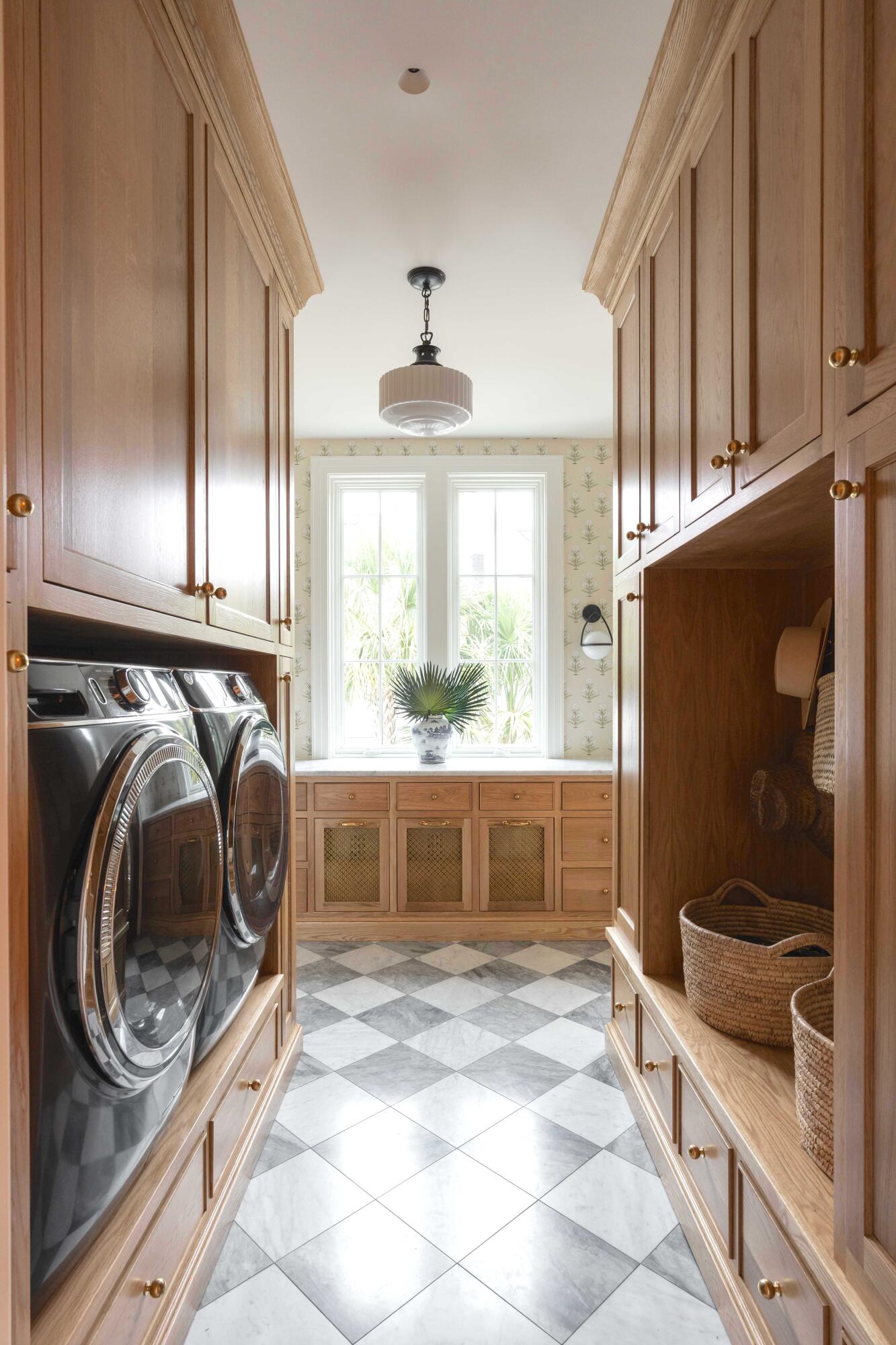 957 Pitt Street Mount Pleasant, SC 29464 - Photo 12 of 53 957Pitt_NickCannPhoto_-7