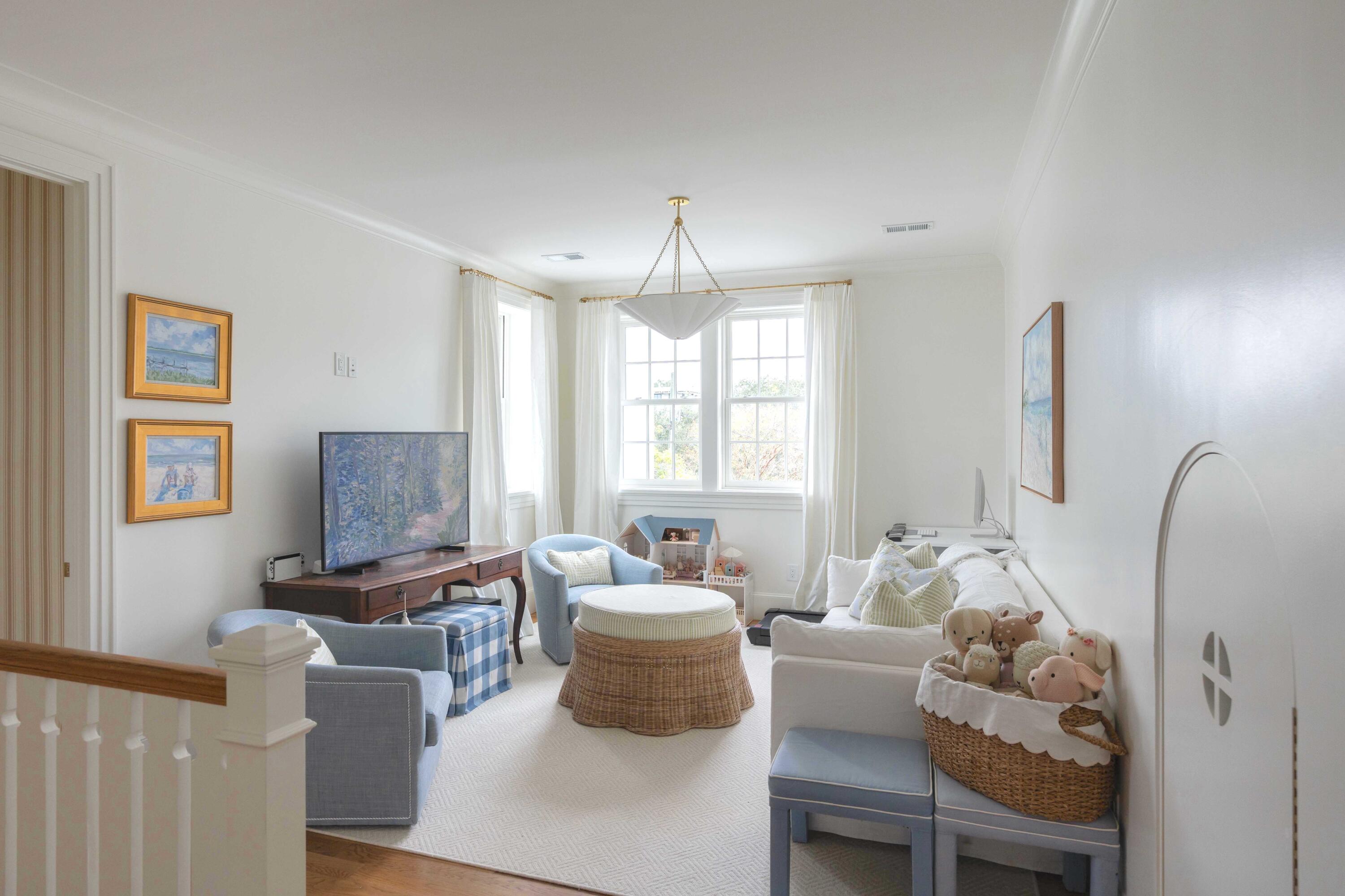 957 Pitt Street Mount Pleasant, SC 29464 - Photo 25 of 53 957Pitt_NickCannPhoto_-30