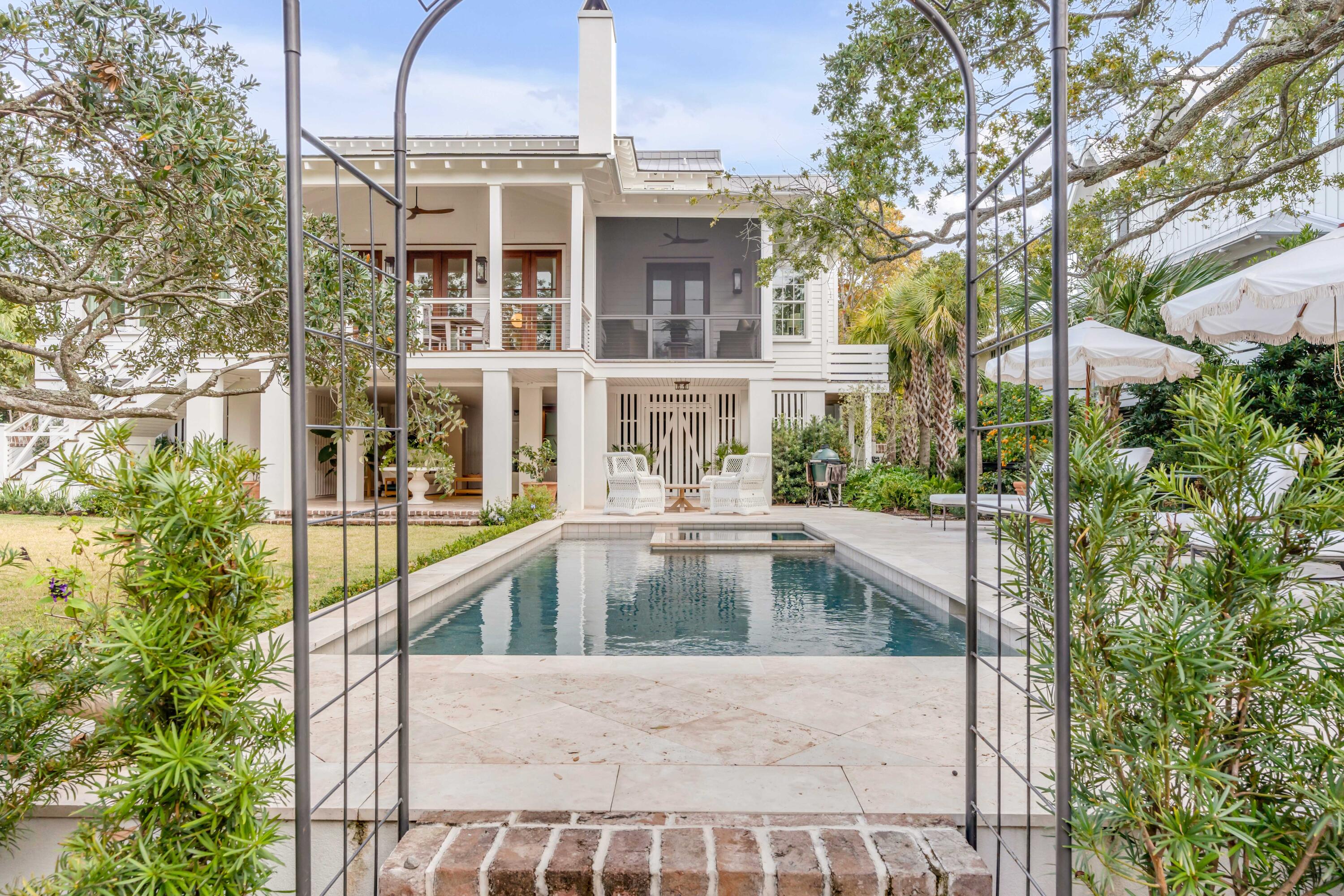 957 Pitt Street Mount Pleasant, SC 29464 - Photo 39 of 53 957PittStreet_NickCannPhoto_-55