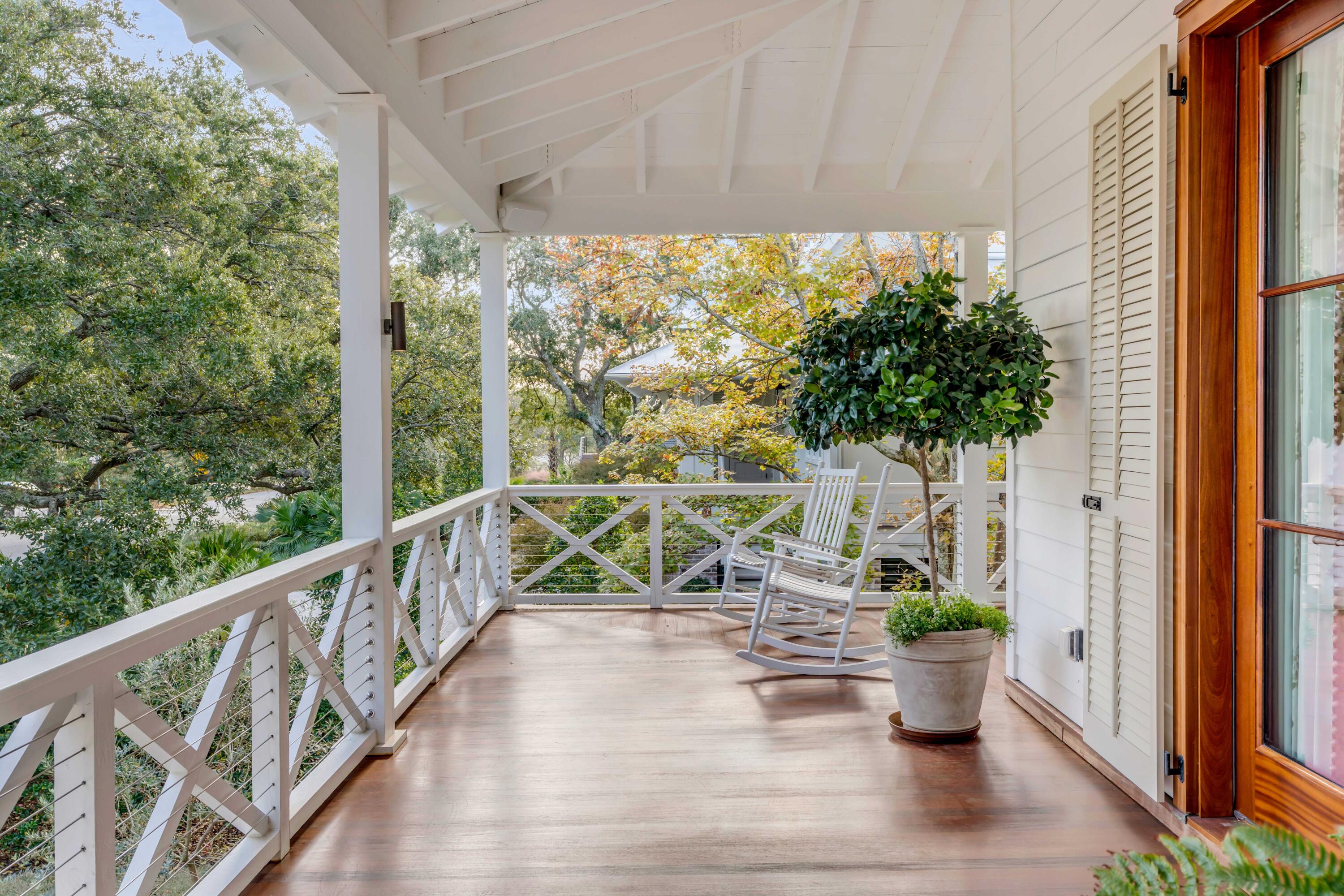 957 Pitt Street Mount Pleasant, SC 29464 - Photo 46 of 53 957PittStreet_NickCannPhoto_-71