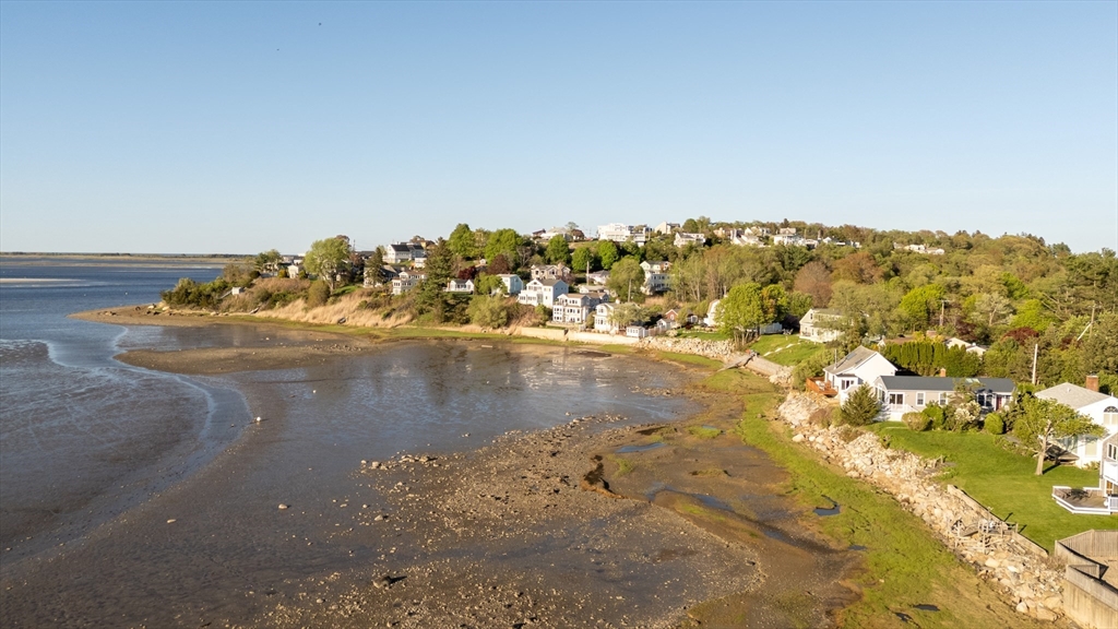 18 North Ridge Road Ipswich, MA 01938 - Photo 3 of 42