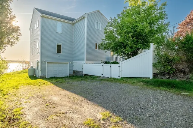 $899,900 | 18 North Ridge Road, Ipswich, MA 01938