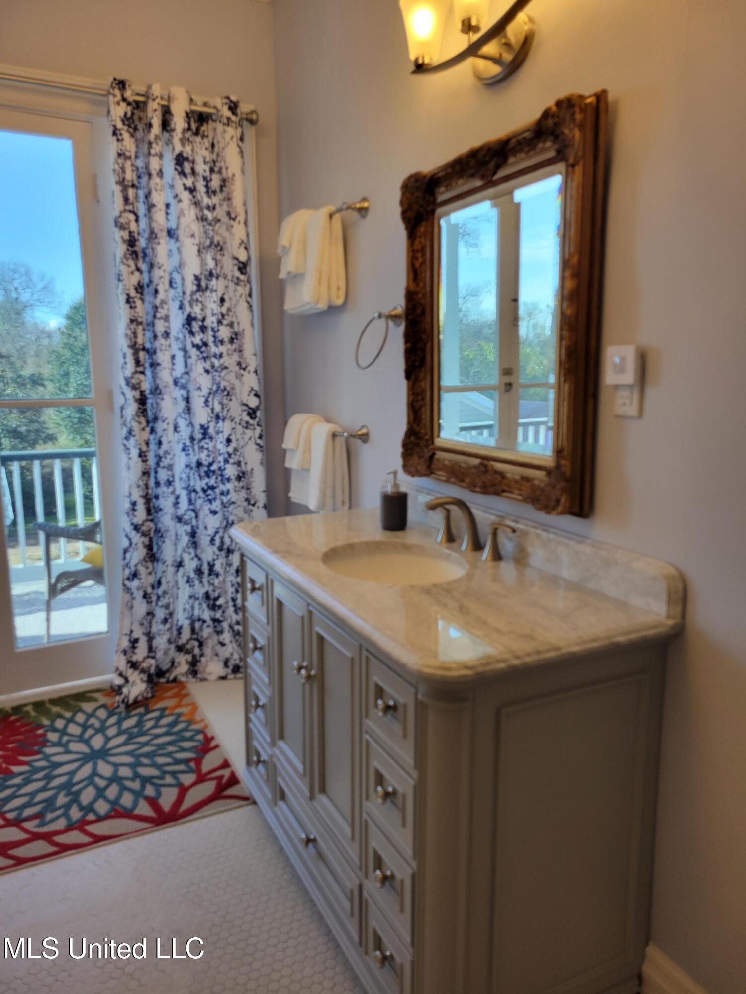 708 Orleans Street Natchez, MS 39120 - Photo 26 of 37 Bathroom 3