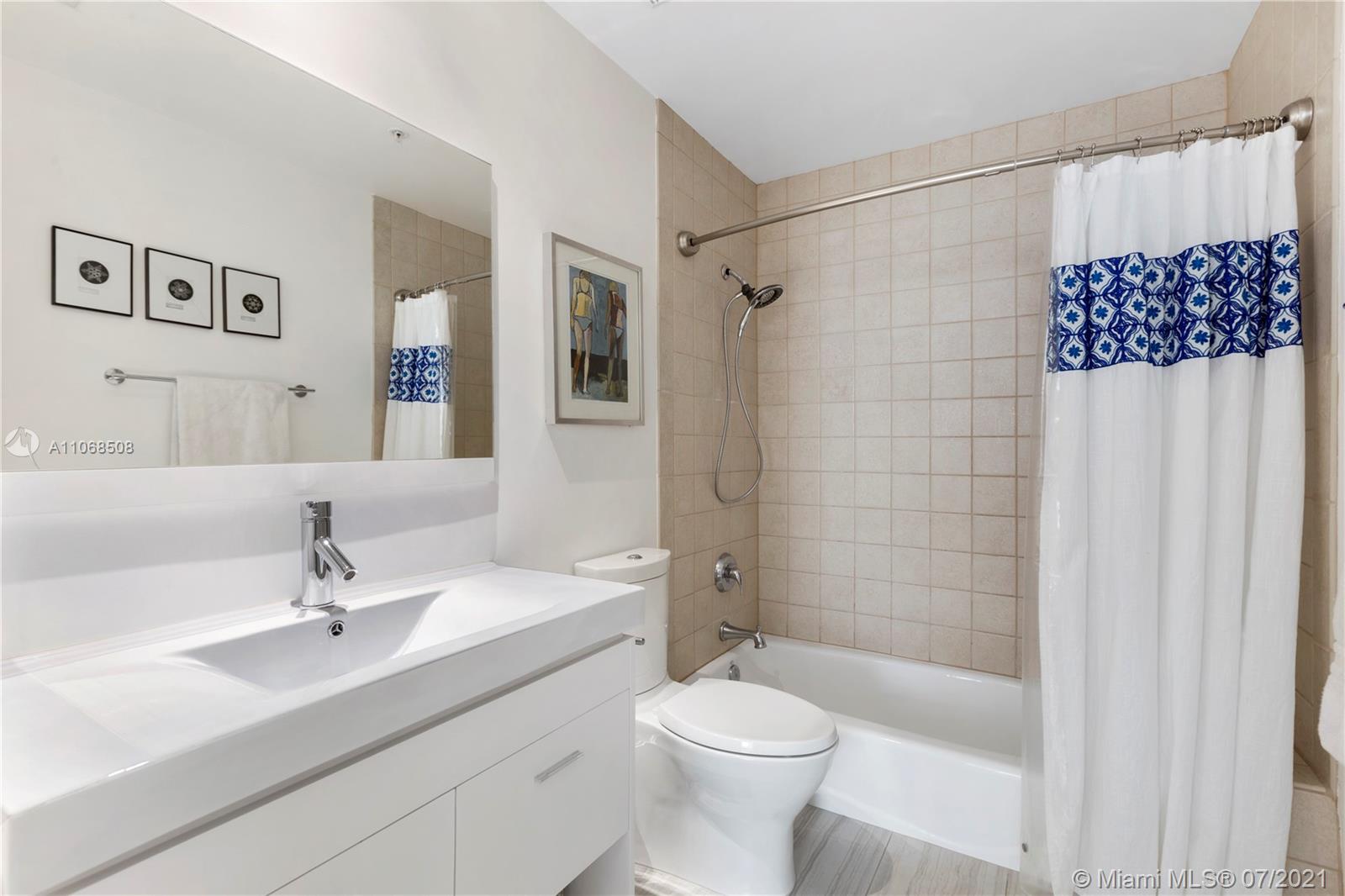 801 Brickell Key Boulevard, Unit 909 Miami, FL 33131 - Photo 22 of 31