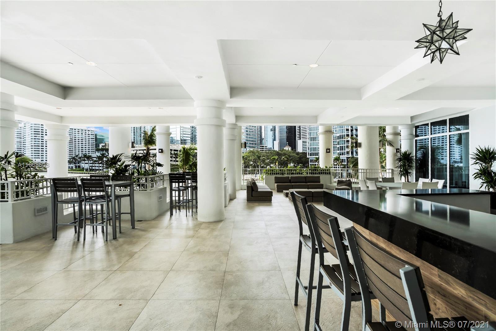 801 Brickell Key Boulevard, Unit 909 Miami, FL 33131 - Photo 27 of 31