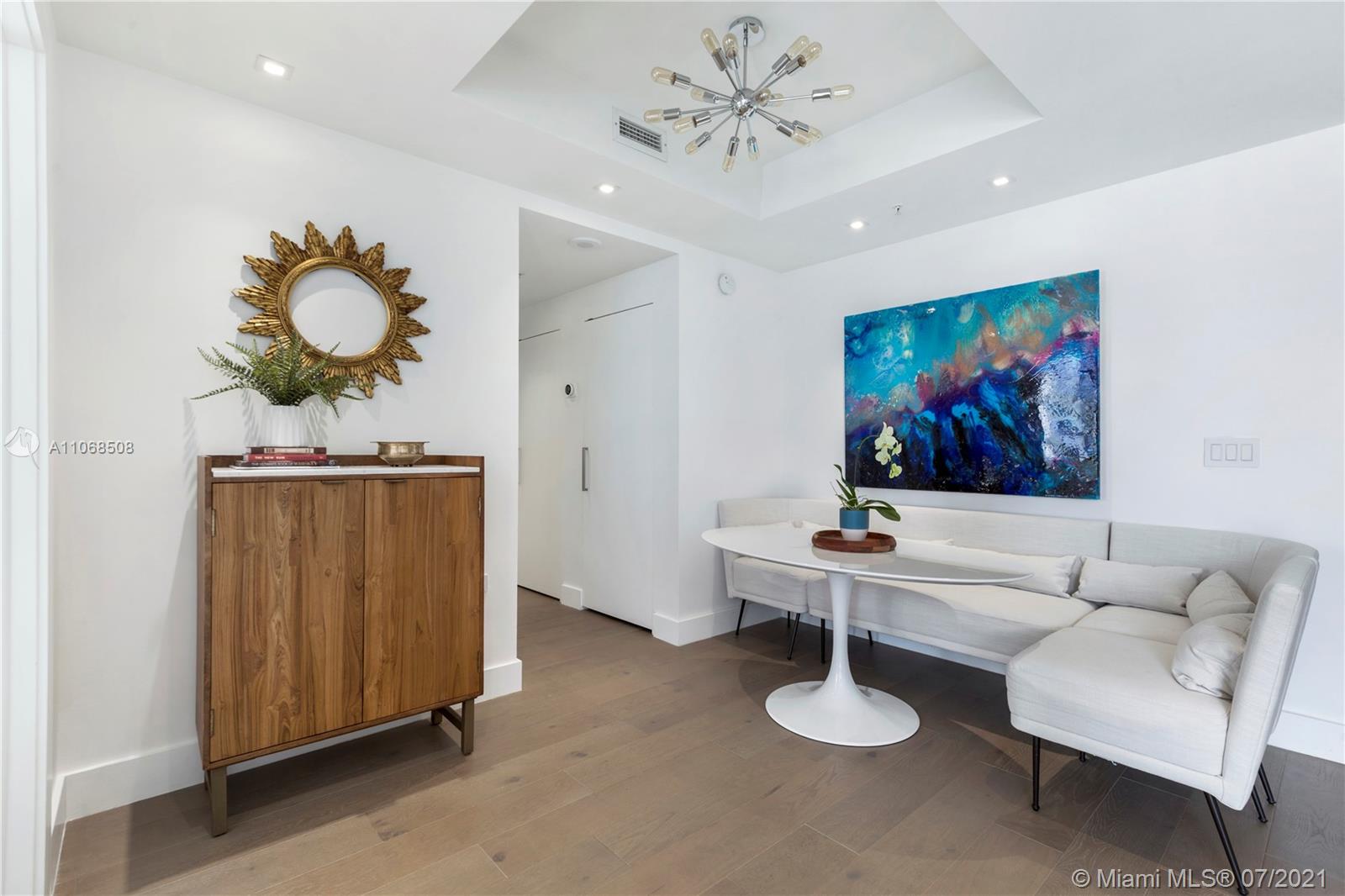 801 Brickell Key Boulevard, Unit 909 Miami, FL 33131 - Photo 7 of 31