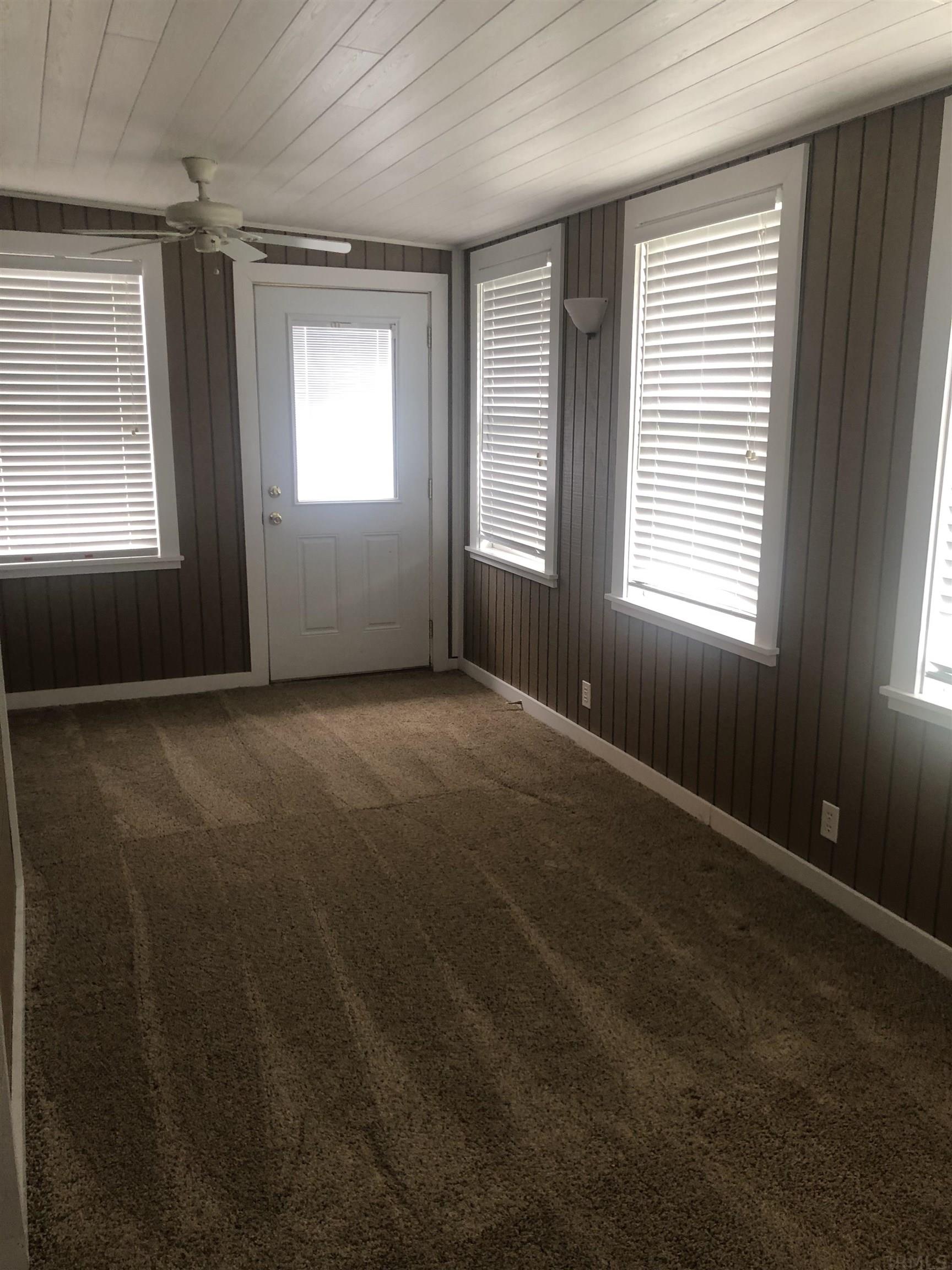2021 Morrow Road Marion, IN 46952 - Photo 4 of 12 Gallery Image 4