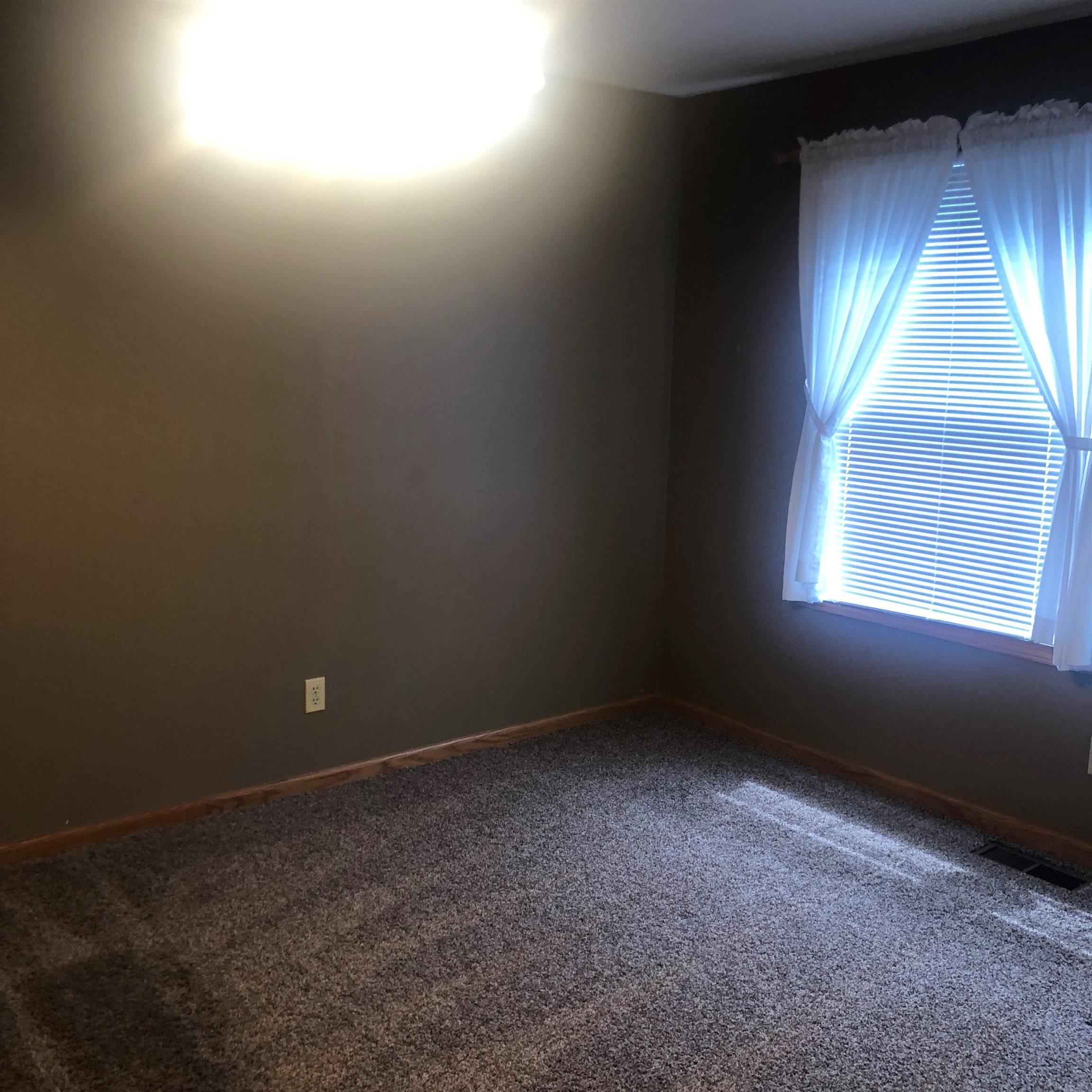 2021 Morrow Road Marion, IN 46952 - Photo 10 of 12 Gallery Image 10