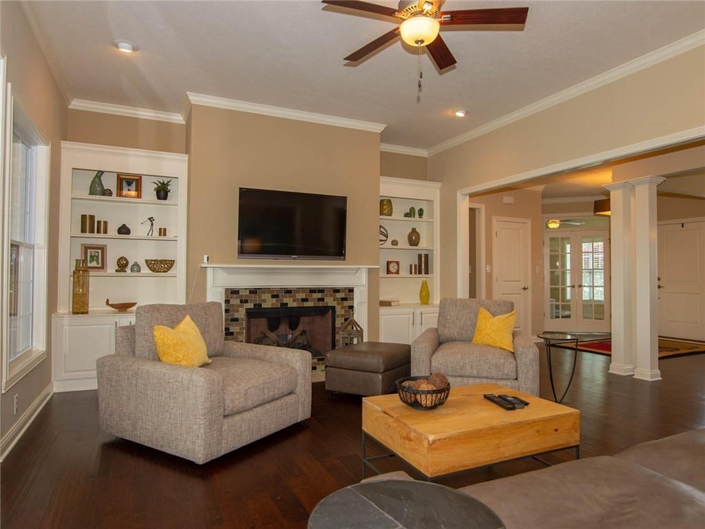 11206 Rockingham Circle Fishers, IN 46037 - Photo 8 of 36 Gallery Image 8