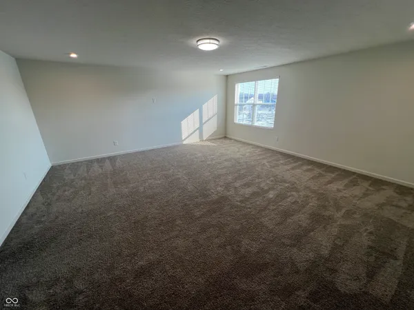 $2,995 | 5374 Noble Crossing Parkway West, Noblesville, IN 46062