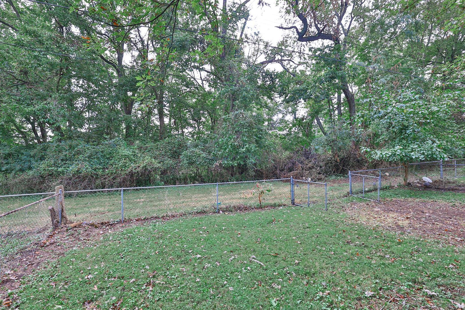 836-838 Rodgers Drive Springfield, OH 45503 - Photo 4 of 28