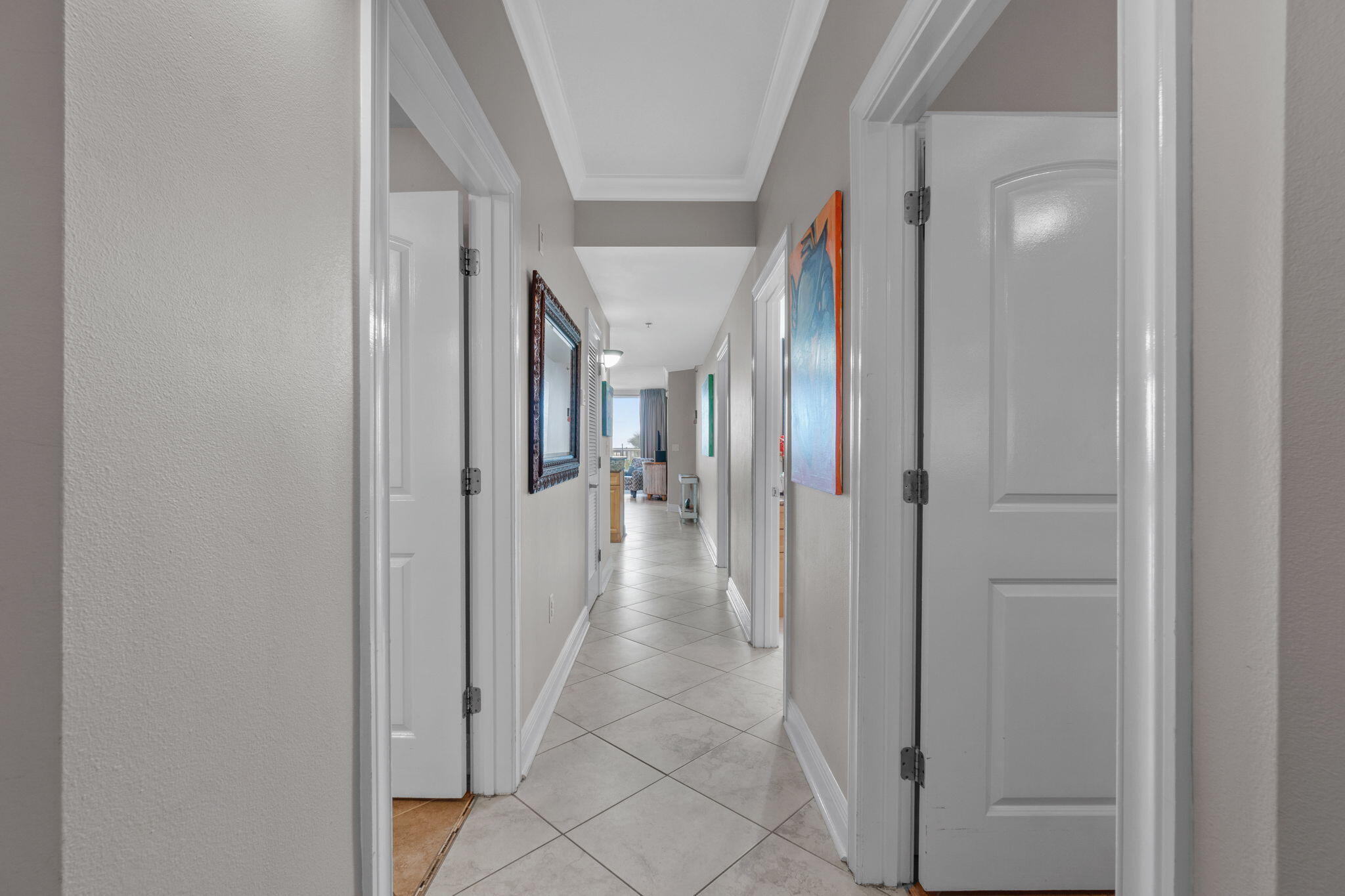 1150 Santa Rosa Boulevard, Unit 113 Fort Walton Beach, FL 32548 - Photo 34 of 71 a view of a hallway