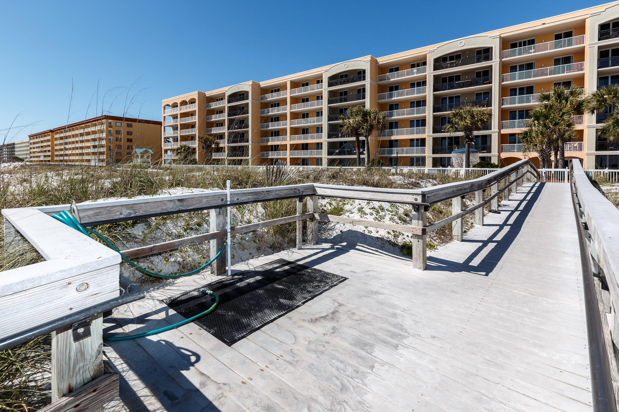 1150 Santa Rosa Boulevard, Unit 113 Fort Walton Beach, FL 32548 - Photo 64 of 71 Azure beach access