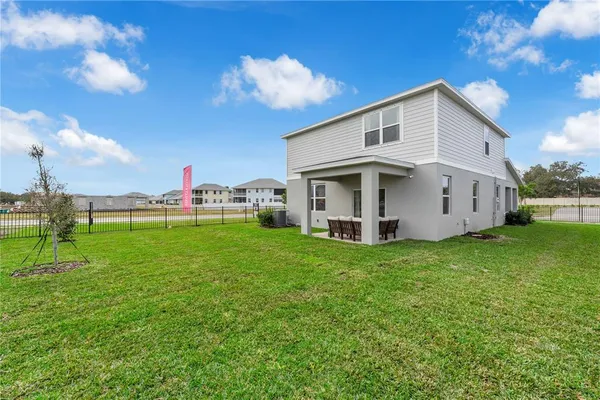 $424,990 | 10132 Morning Meadowlark Trail, Palmetto, FL 34221