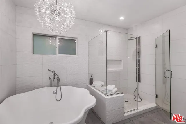 $2,999,000 | 3200 Wrightwood Drive, Studio City, CA 91604